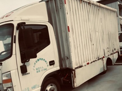 豪华型汽车货车租赁 E300 汽车出租