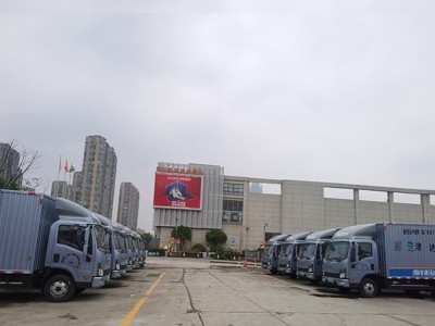 绿动未来，徐工汉池EV纯电厢式货车